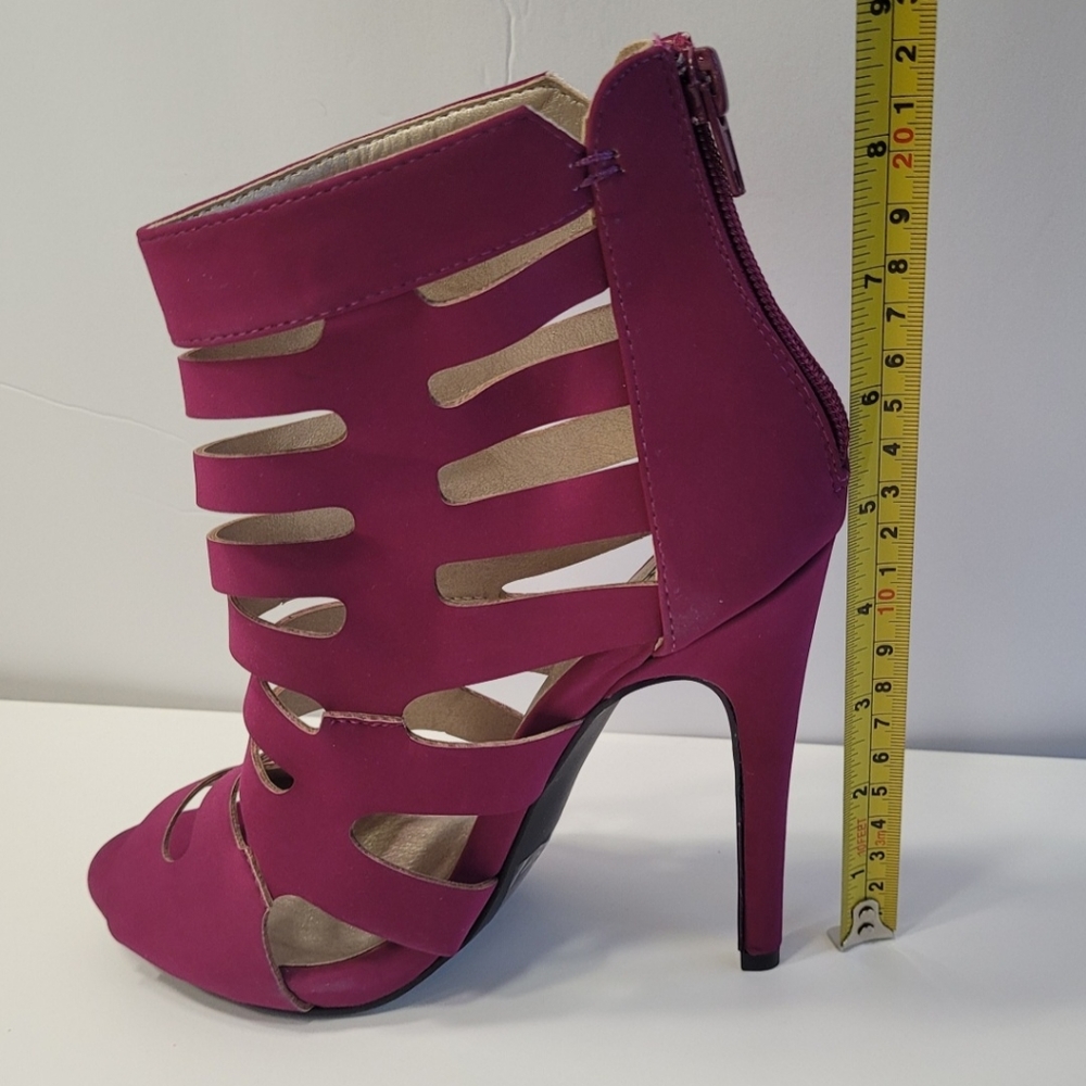 ❤️ QUPID GLEE - 16 MAGUENTA  NUBUCK . SIZE 7.5  COLOR: PINK 💓 NEW WITHOUT BOX. - Picture 4 of 11